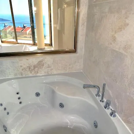 Kiziltas 4 Bedroom Seaview With Private Pool فيلة *