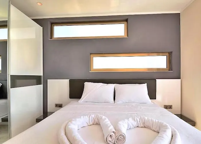 Kiziltas 4 Bedroom Seaview With Private Pool