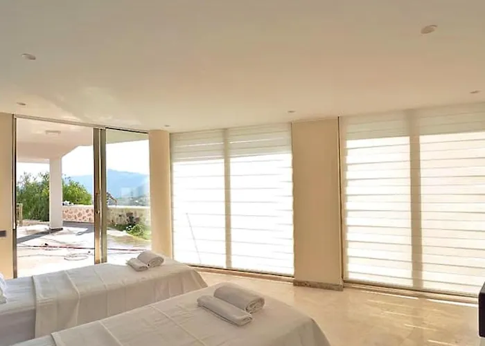 Kiziltas 4 Bedroom Seaview With Private Pool *